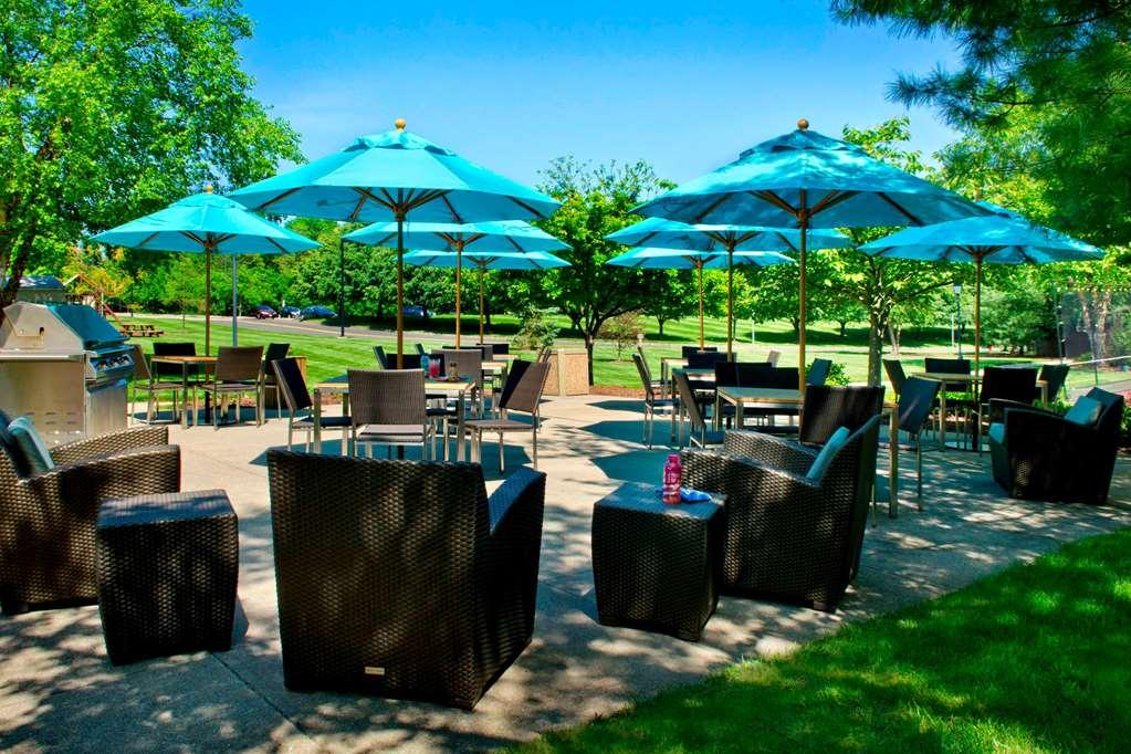 Sonesta Es Morris Plains Hotel